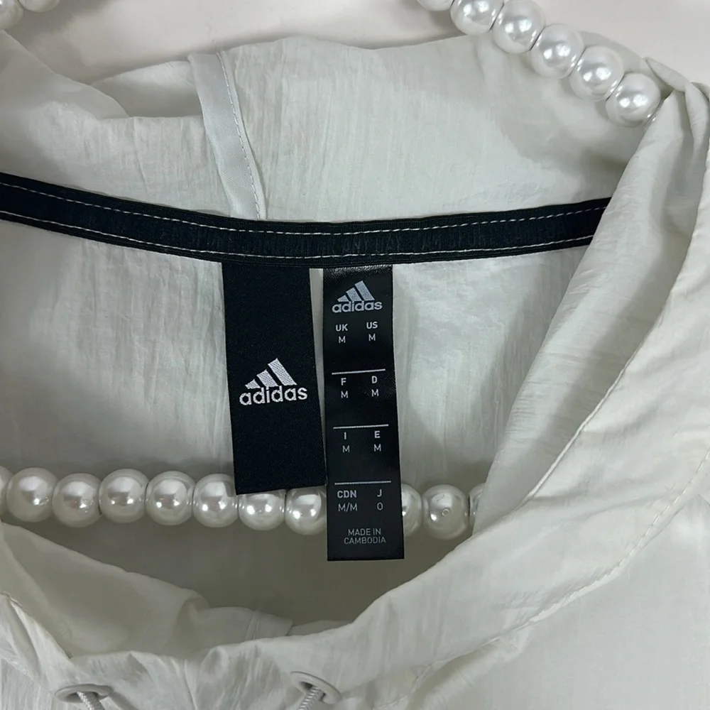 Adidas Originals Water Repellent Nylon Hoodie Pullover Medium